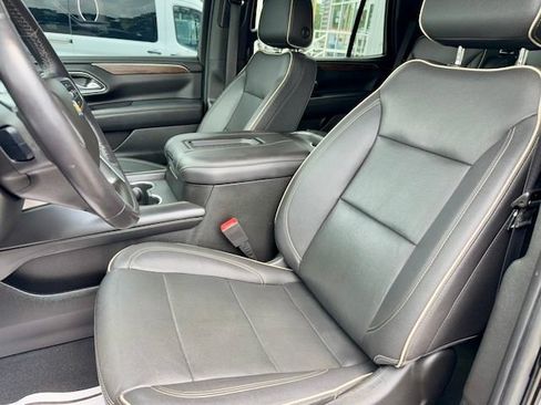 Used 2022 Chevrolet Tahoe Premier AWD/4WD image 14
