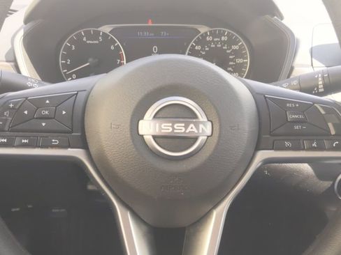 Used 2025 Nissan Altima 2.5 SV FWD image 20
