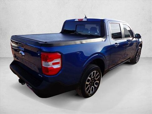 Used 2023 Ford Maverick Lariat w/ Lariat Luxury Package image 4