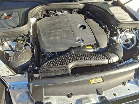 Used 2022 Mercedes-Benz GLC 300 4MATIC image 28