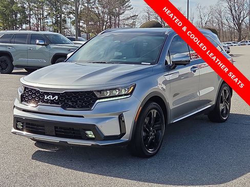 Used 2023 Kia Sorento SX Prestige image 2