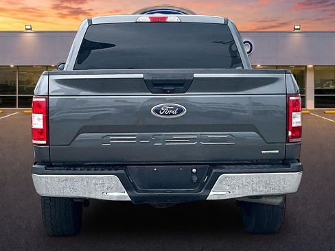 Used 2018 Ford F150 XLT AWD/4WD image 4
