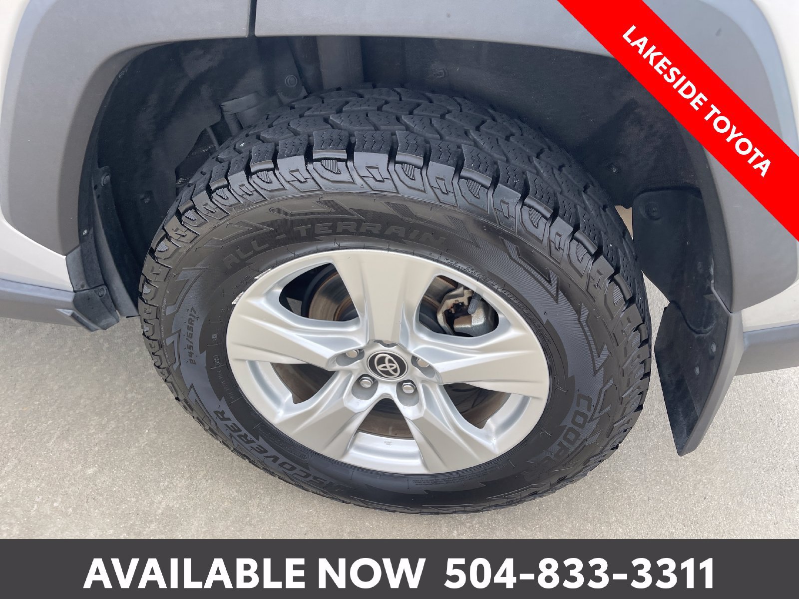 Used 2021 Toyota RAV4 XLE AWD/4WD image 12