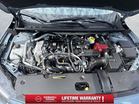 New 2025 Nissan Sentra SR image 9