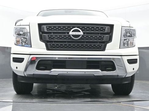 Used 2024 Nissan Titan SV w/ SV Utility Package image 17