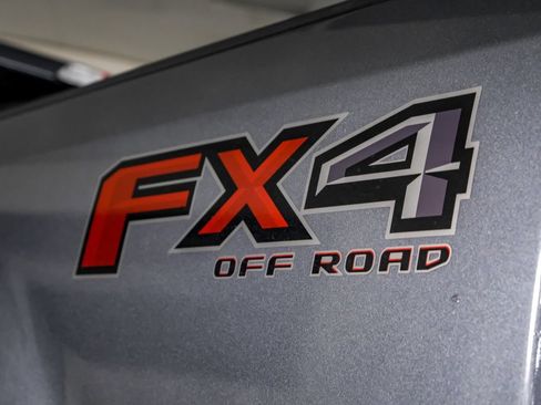 Used 2022 Ford F250 XLT w/ XLT Value Package AWD/4WD image 43
