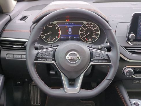 Used 2020 Nissan Altima 2.5 SR w/ Premium Package image 24