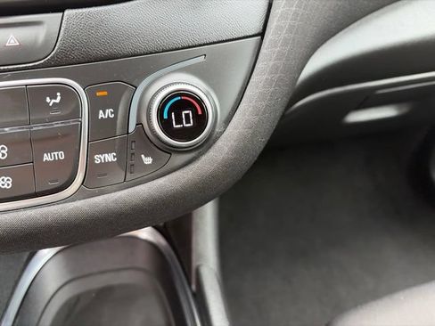 Used 2023 Chevrolet Malibu LT FWD image 24