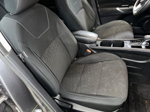 Used 2021 Nissan Kicks SV w/ Interior Electronics Package FWD image 28