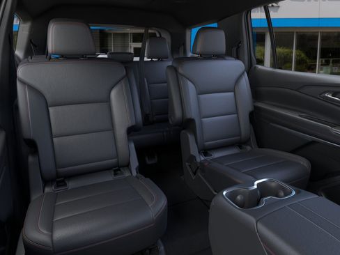 New 2026 Chevrolet Traverse Z71 w/ Driver Confidence Package image 17