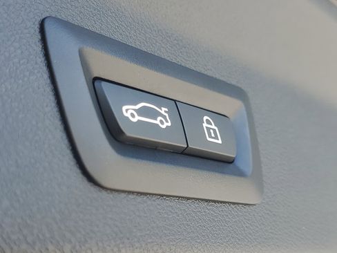 Used 2023 BMW X3 M40i image 13