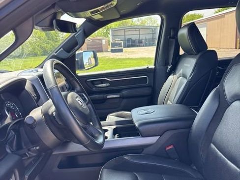 Used 2024 RAM 1500 Laramie AWD/4WD image 6