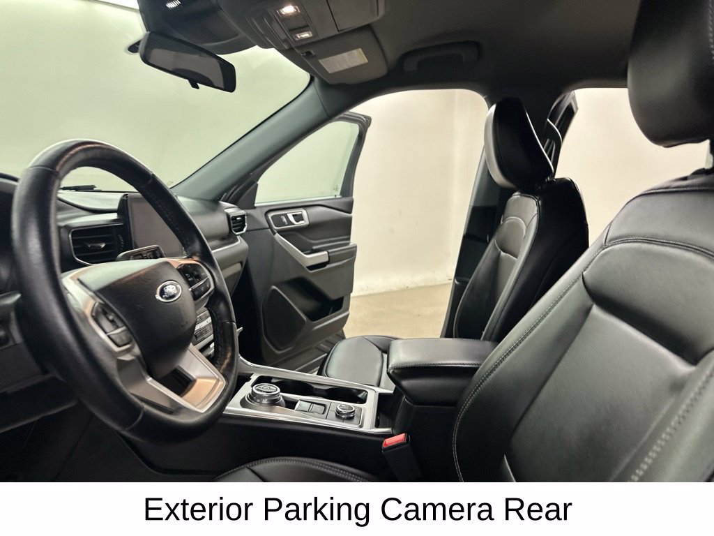 Used 2023 Ford Explorer XLT w/ Equipment Group 202A AWD/4WD image 40