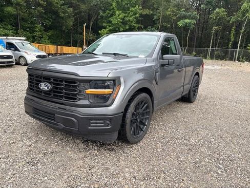 Used 2025 Ford F150 XL RWD image 3
