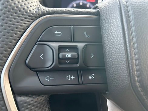 Used 2026 Toyota Tacoma Limited image 29