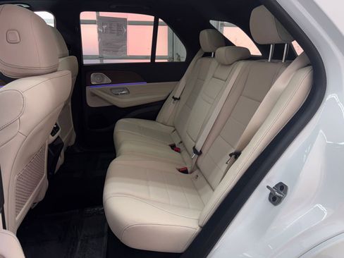 Used 2025 Mercedes-Benz GLE 450 4MATIC image 13