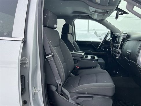 Used 2017 GMC Sierra 1500 SLE w/ SLE Value Package image 19