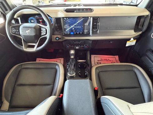 New 2026 Ford Bronco Big Bend w/ Black Diamond Package AWD/4WD image 25