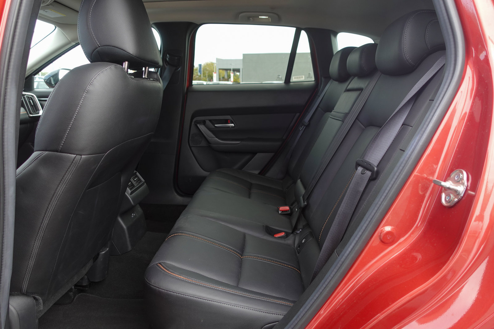 Certified 2025 MAZDA CX-50 AWD 2.5 S w/ Premium Plus Pkg image 14