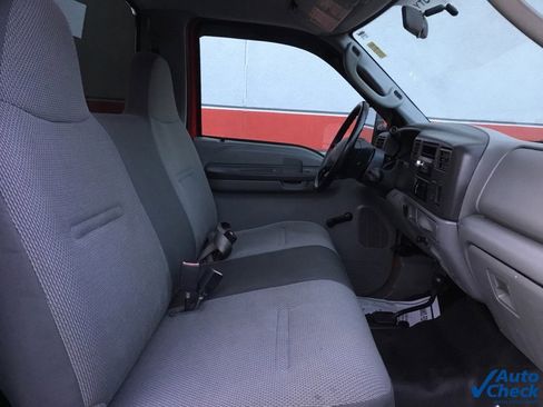 Used 2004 Ford F350 XLT image 29