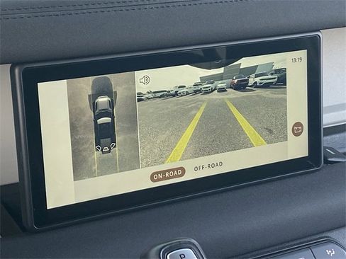 Used 2021 Land Rover Defender 110 SE image 15