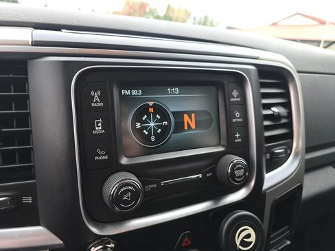 Used 2016 RAM 1500 Big Horn image 17