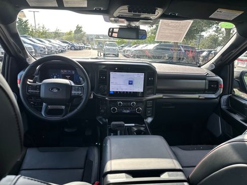 Used 2025 Ford F150 Raptor image 31