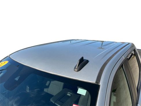 Used 2022 Chevrolet Silverado 1500 LT image 17