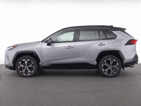 Used 2024 Toyota RAV4 XSE w/ Weather Package AWD/4WD image 2
