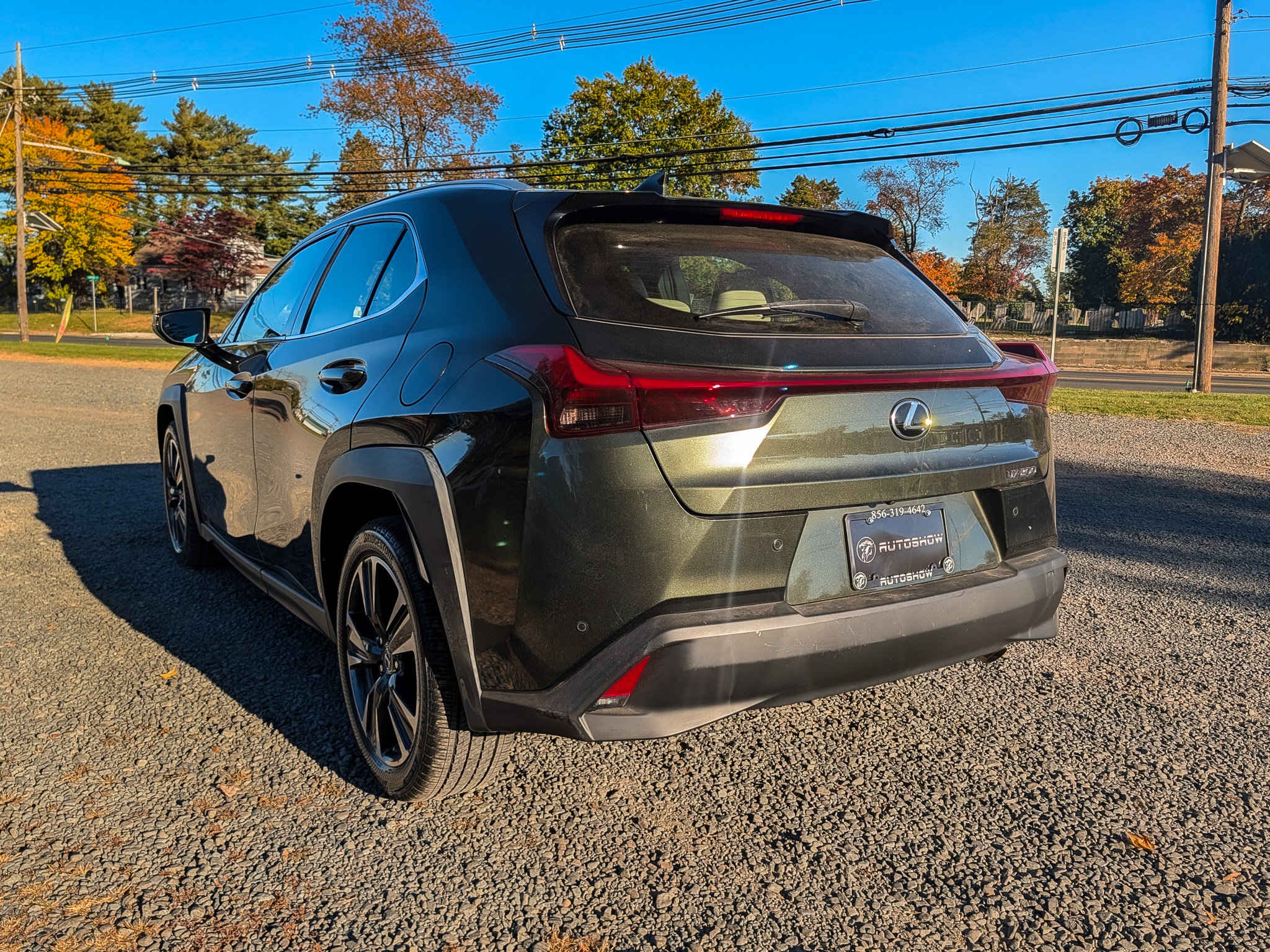 Used 2019 Lexus UX 200 w/ Premium Package FWD image 8