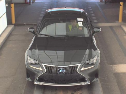 Used 2017 Lexus RC 350 F Sport RWD image 2