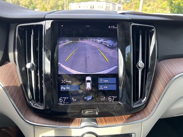 Used 2021 Volvo XC60 T5 Momentum w/ Premium Package AWD/4WD image 11