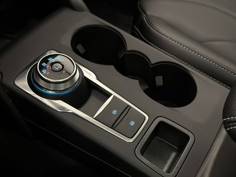 New 2026 Ford Escape Base w/ PHEV Premium Package image 30