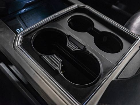 Used 2021 Ford F250 Platinum w/ FX4 Off-Road Package image 26