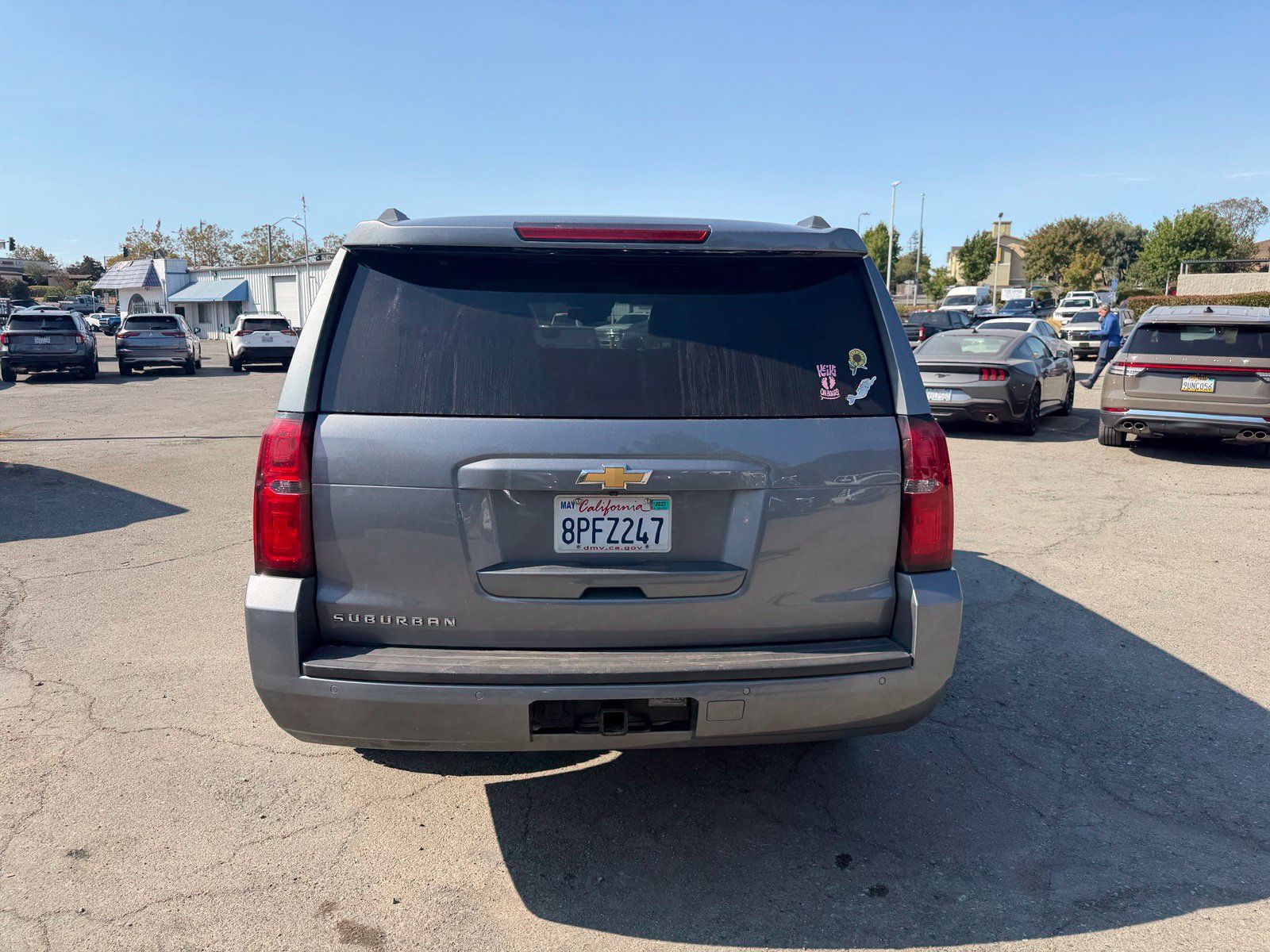Used 2018 Chevrolet Suburban LT AWD/4WD image 4