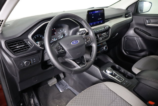 Used 2022 Ford Escape SE w/ Convenience Package FWD image 18