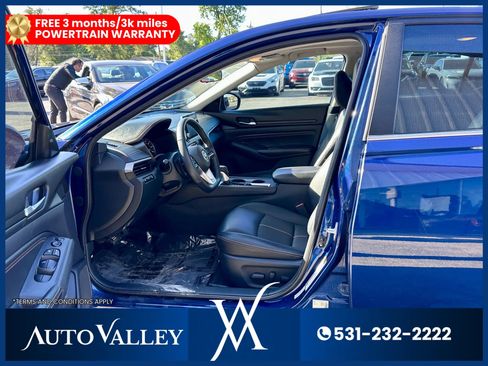 Used 2020 Nissan Altima 2.5 SR w/ Premium Package image 12