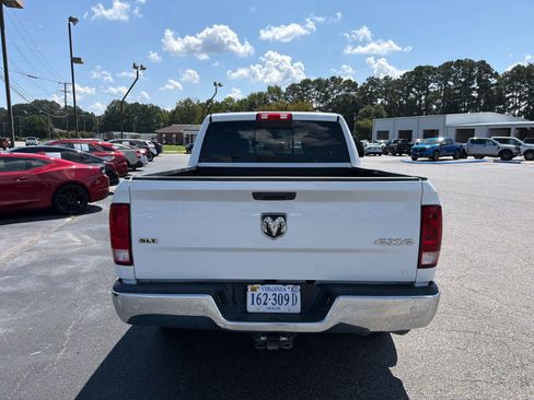 Used 2019 RAM 1500 Classic SLT w/ Protection Group AWD/4WD image 4