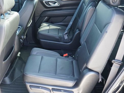 Used 2022 Chevrolet Tahoe Z71 w/ Off-Road Capability Package AWD/4WD image 23