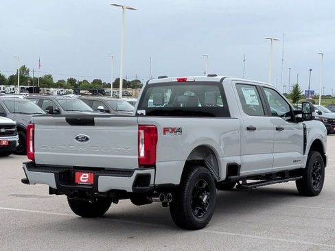 New 2026 Ford F250 XL w/ STX Appearance Package AWD/4WD image 8