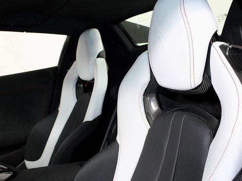 Used 2023 Chevrolet Corvette Z06 image 19