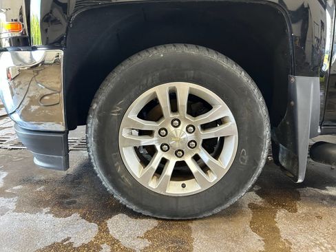 Used 2017 Chevrolet Silverado 1500 LT w/ All Star Edition AWD/4WD image 33