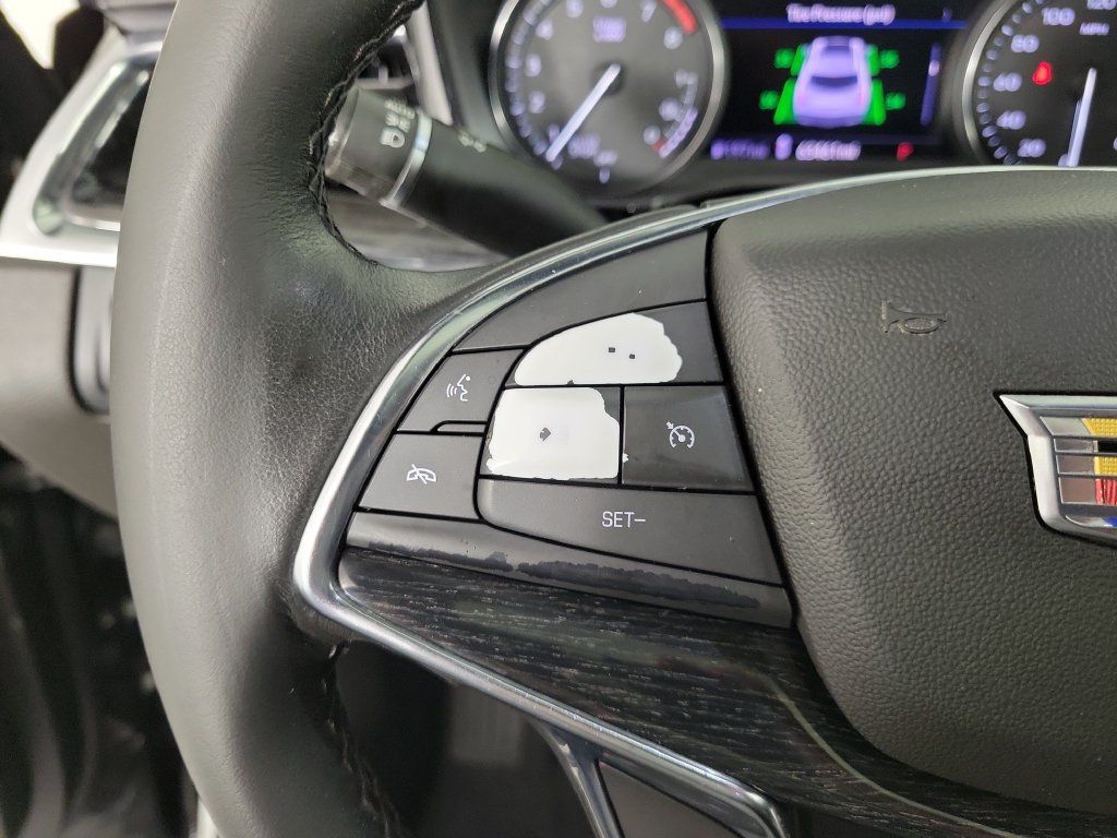 Used 2023 Cadillac XT5 Premium Luxury w/ Technology Package FWD image 23
