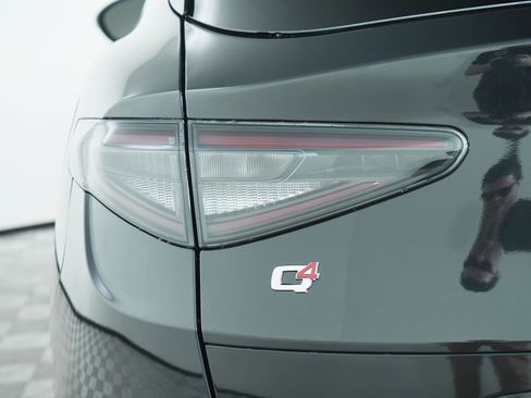 New 2025 Alfa Romeo Stelvio Sprint AWD/4WD image 14