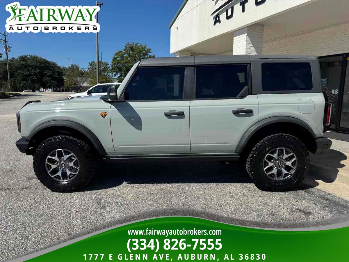 Used 2024 Ford Bronco Badlands AWD/4WD image 9