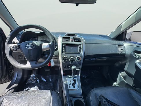 Used 2013 Toyota Corolla S FWD image 31
