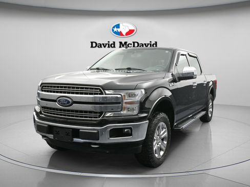 Used 2018 Ford F150 Lariat w/ Equipment Group 502A Luxury AWD/4WD image 4