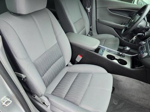 Used 2017 Chevrolet Impala LS image 26
