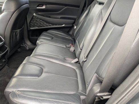 Used 2019 Hyundai Santa Fe Limited image 14