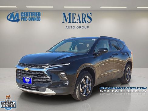 Used 2024 Chevrolet Blazer LT image 1